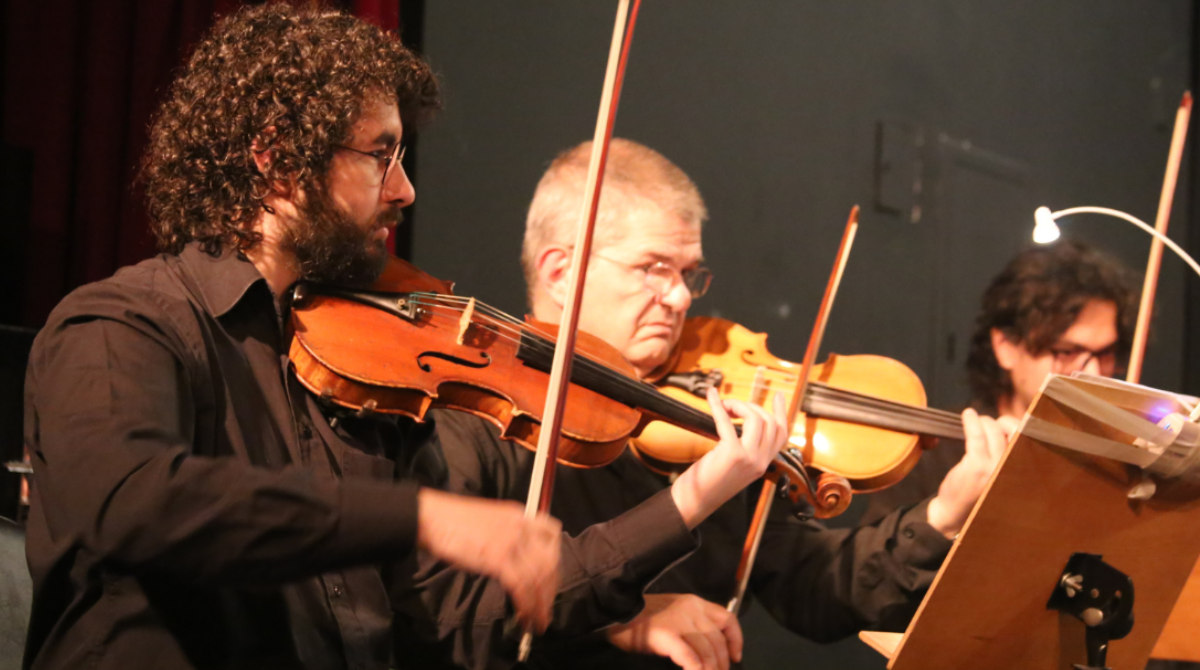 Camerata Theophillus encerra atividades de 2024 com concerto de Natal gratuito em Alfenas