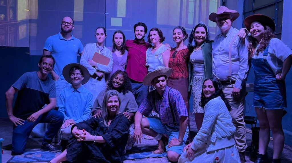 Oficina de Teatro no Museu da UNIFAL-MG encerra atividades da primeira turma com a apresentação da peça “A Represa”, de Waldir de Luna Carneiro, no Museu de Memória e Patrimônio da Universidade