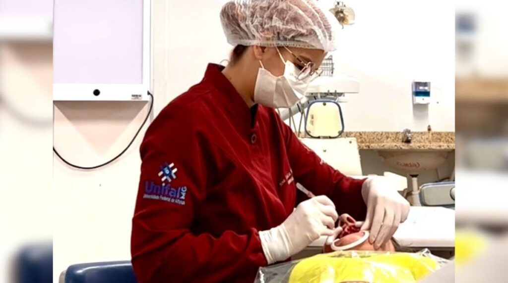 Gel dental à base de PHTALOX® mostra potencial como aliado no tratamento da periodontite, aponta estudo