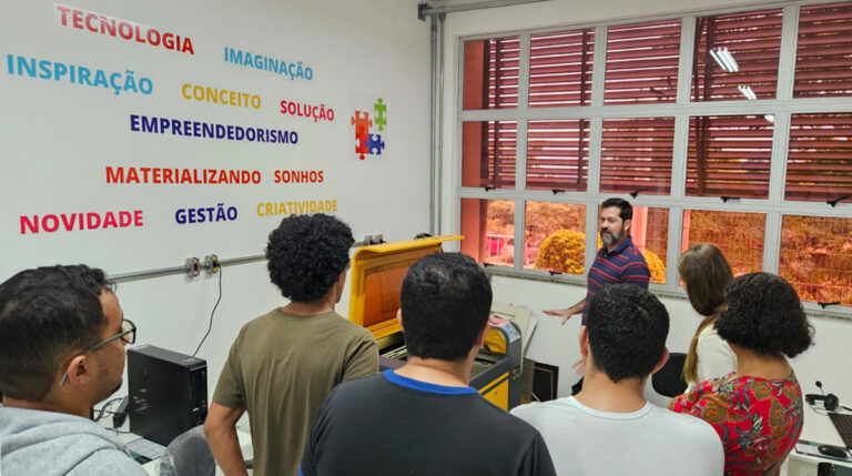 capa_treinamento-labmaker_varginha